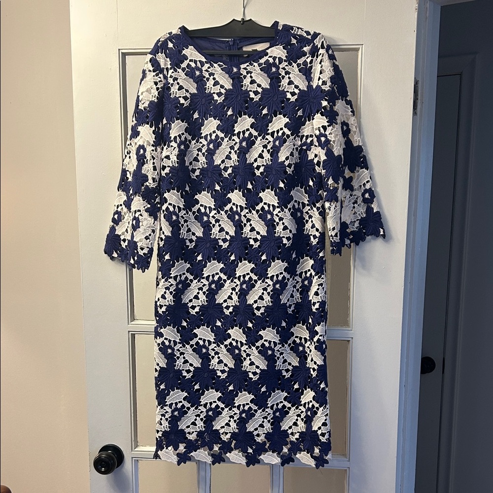 Women’s Navy and White Lace Long Sleeve Dress